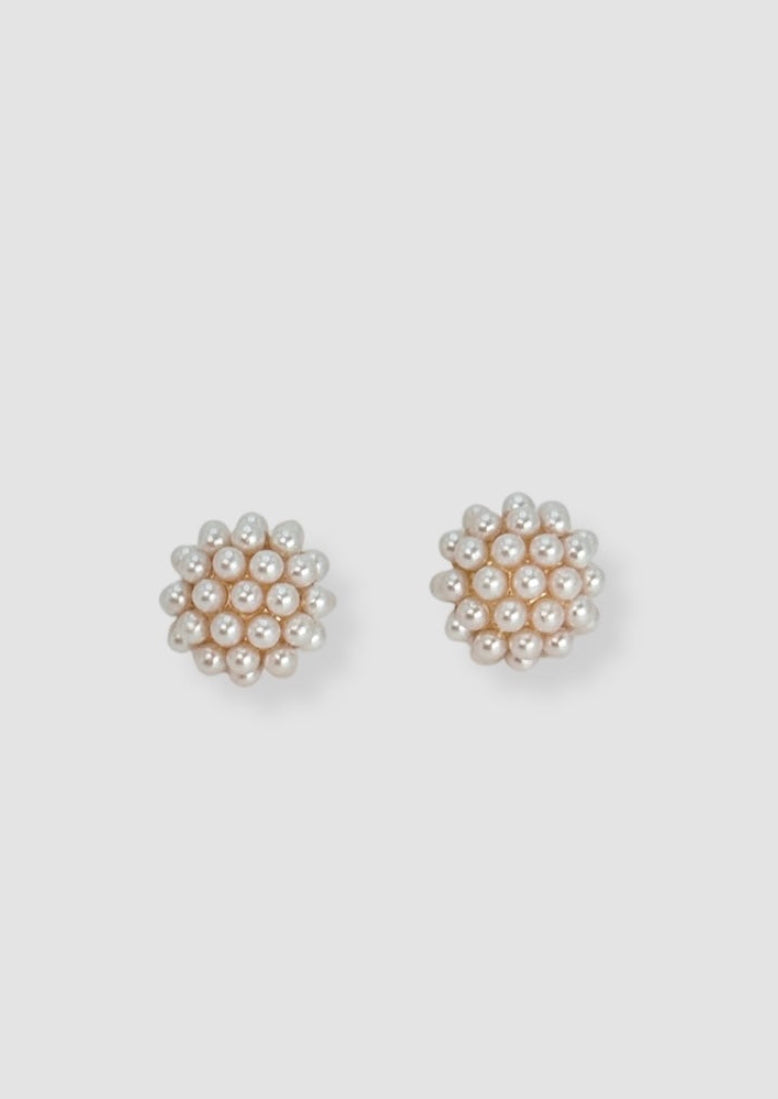White pearl stud Earrings