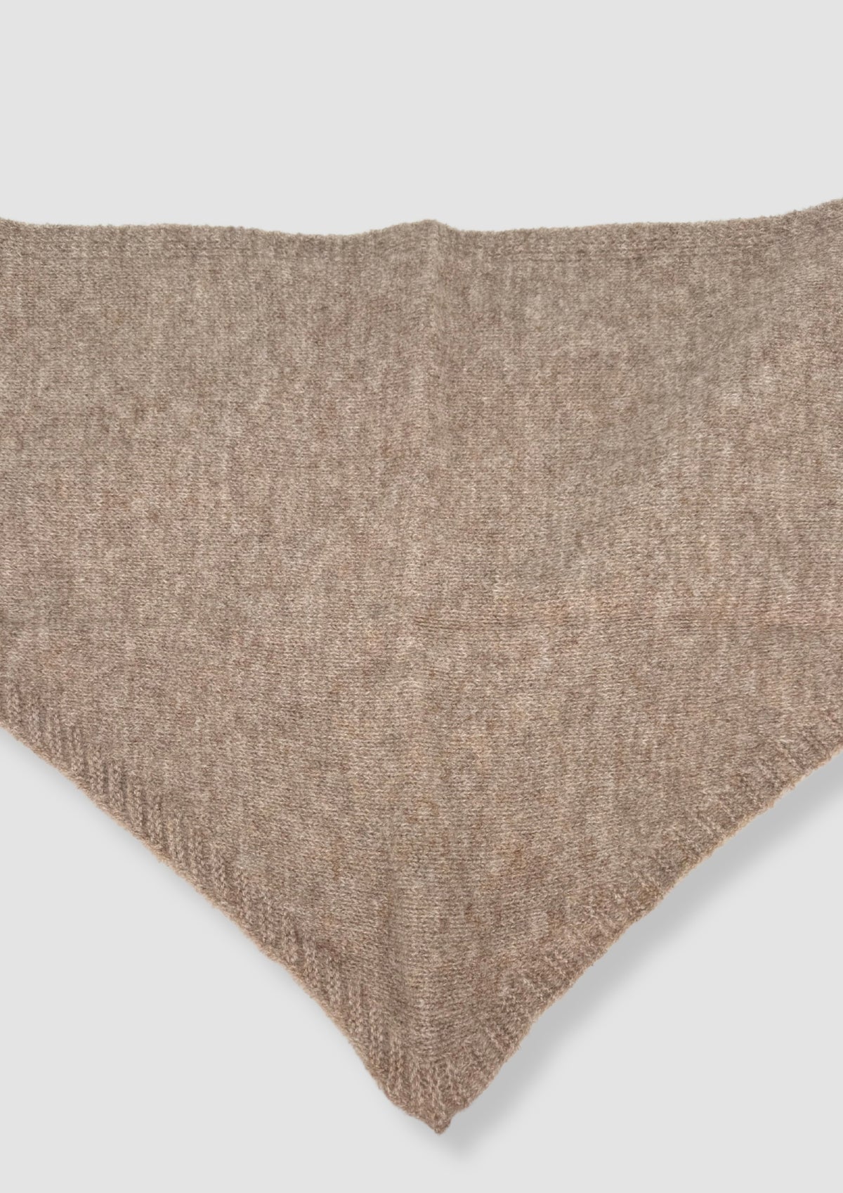 Classic triangle scarf Beige melange