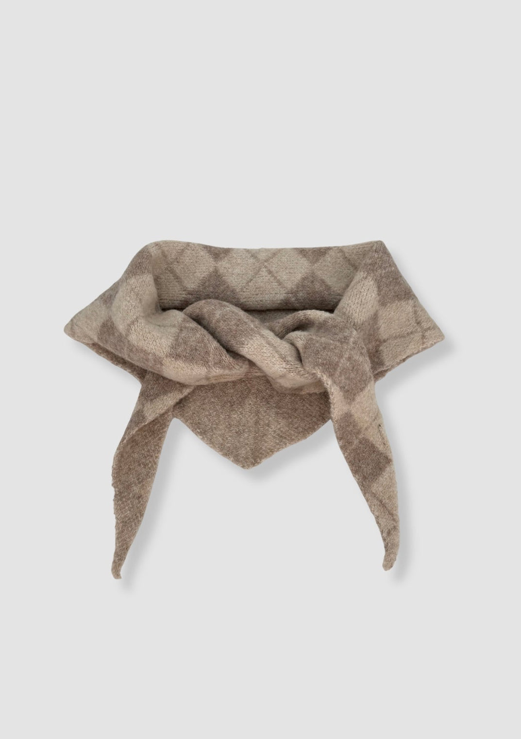 Argyle triangle scarf Beige