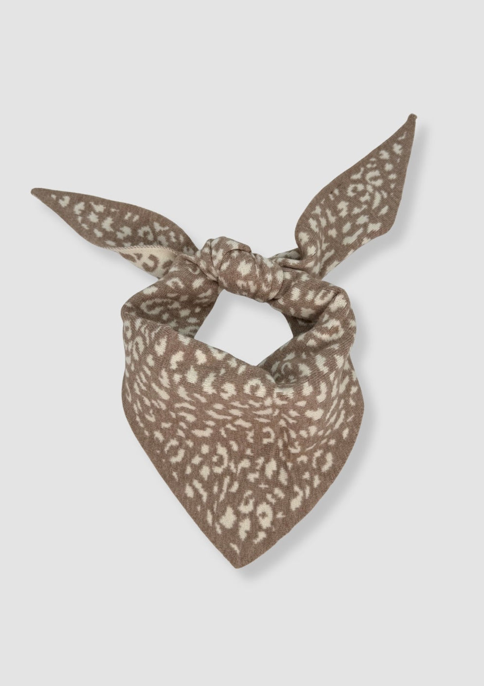 Leo triangle scarf Beige