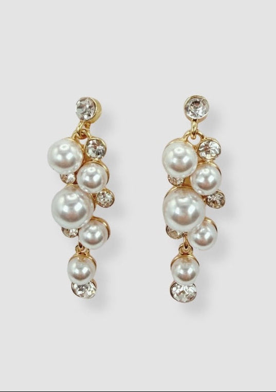 Pearls and stones earrings