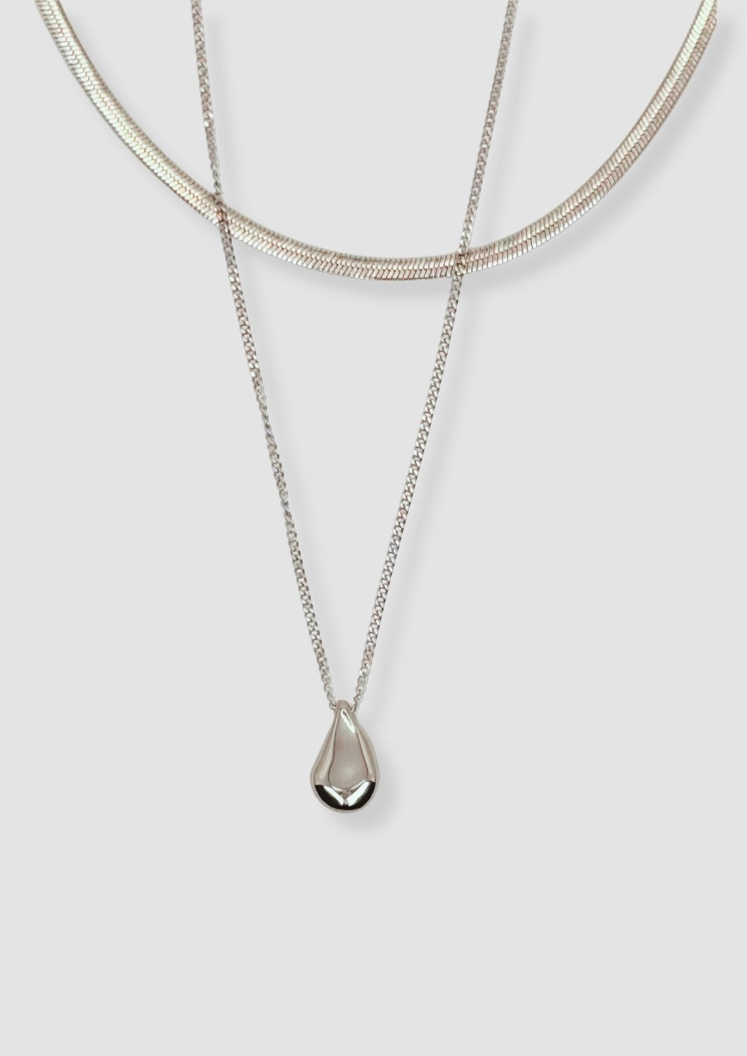 Drop layer look necklace Silver
