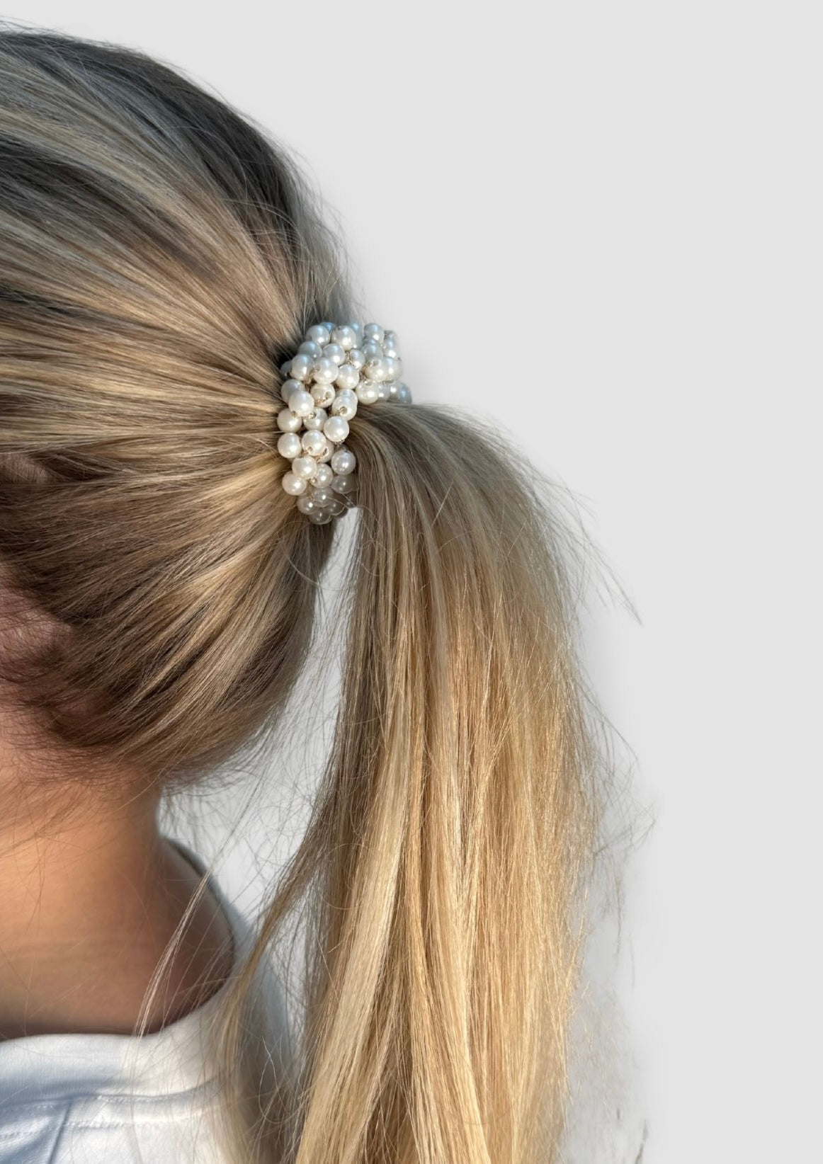 Pearl scrunchies 3-p