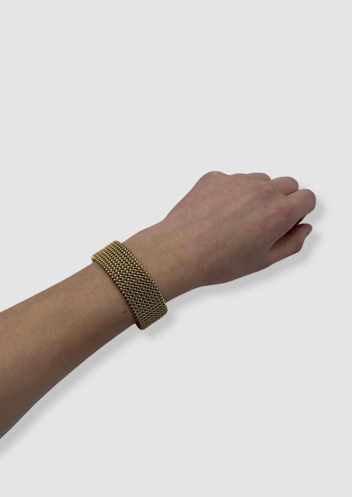 Woven metal bracelet gold