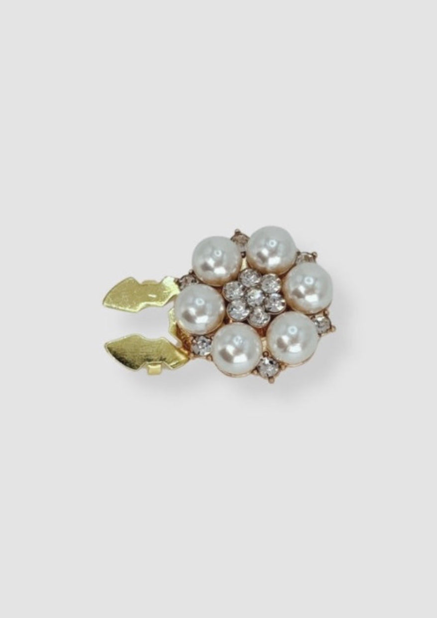 White pearls with stones button charm Gold