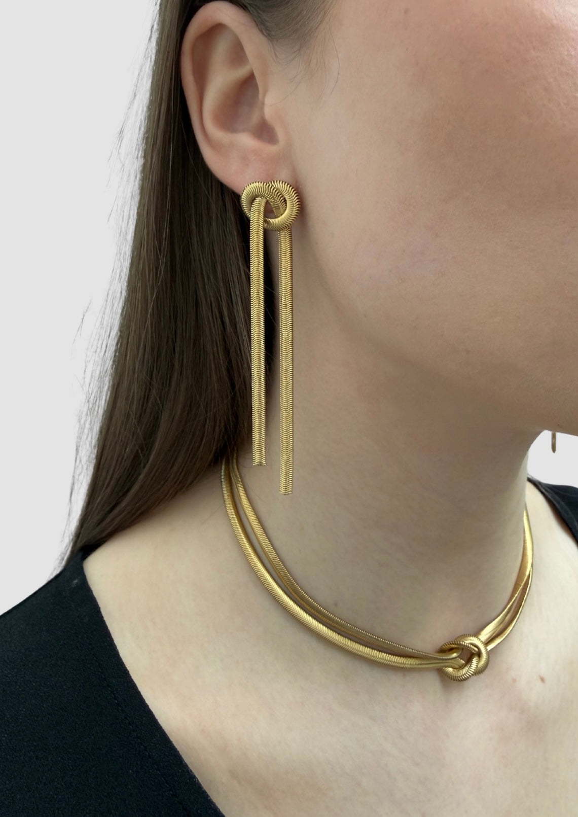 Hanging knot earrings Gold