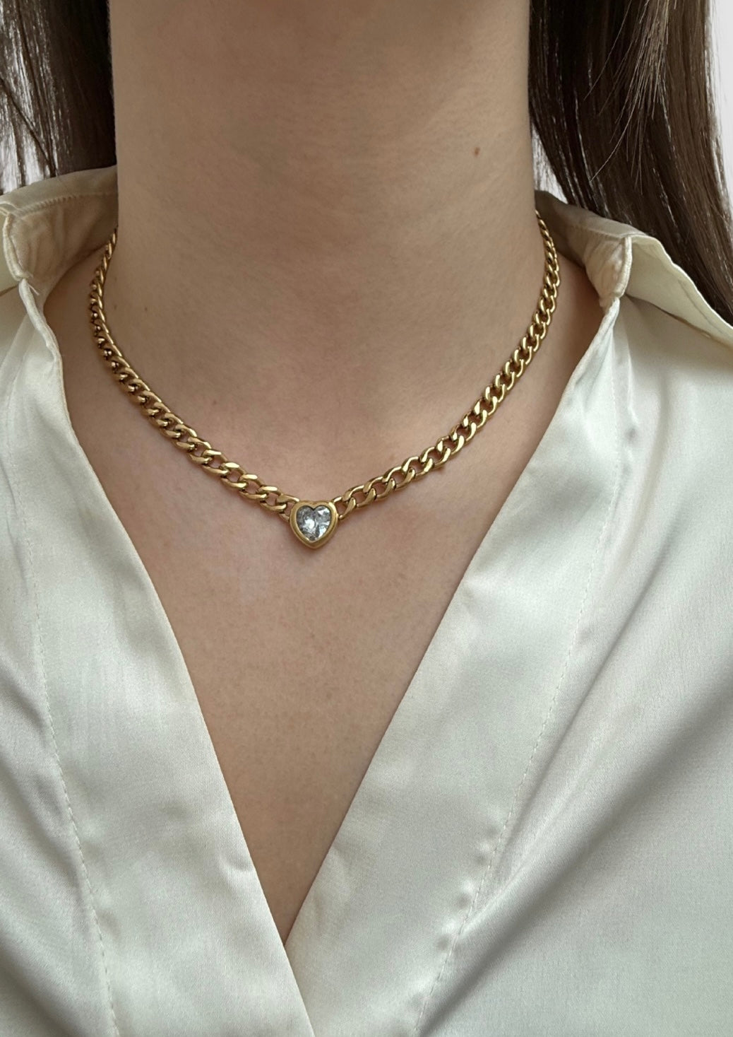 Crystal heart necklace Gold