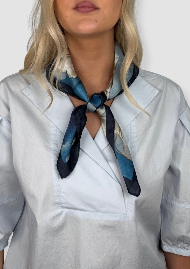 Blue flower satin scarf