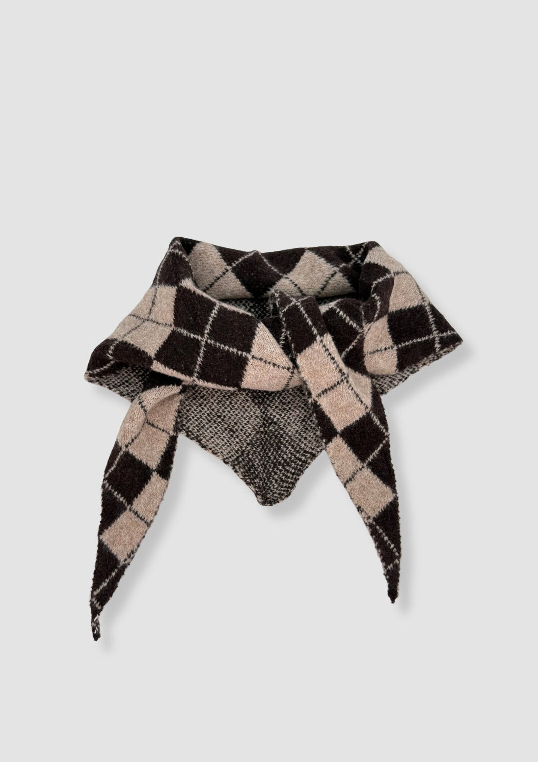 Argyle triangle scarf Brown