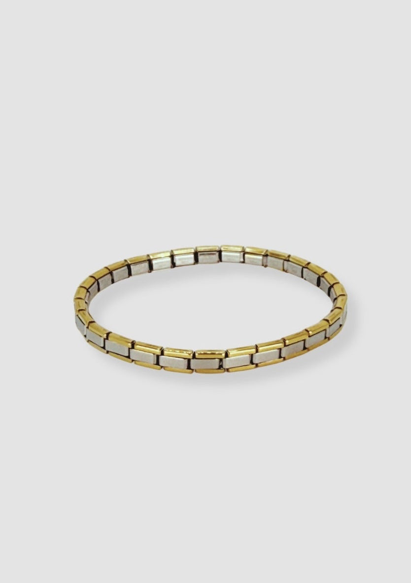 Mixed metals stretch bracelet